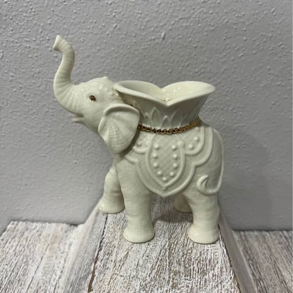 Lenox Porcelain Elephant Tealight Candle Holder Gold Trim Heart Saddle Bowl